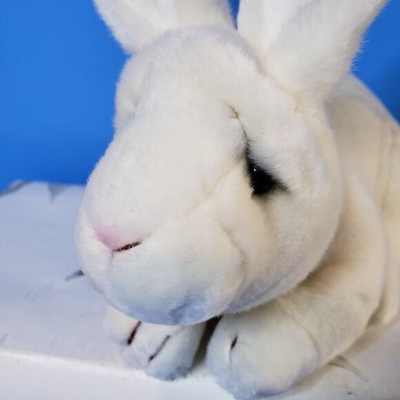 Adorable Vintage Russ Berrie White Rabbit 8" Plush Stuffed Animal Pink Tag - Picture 2 of 11